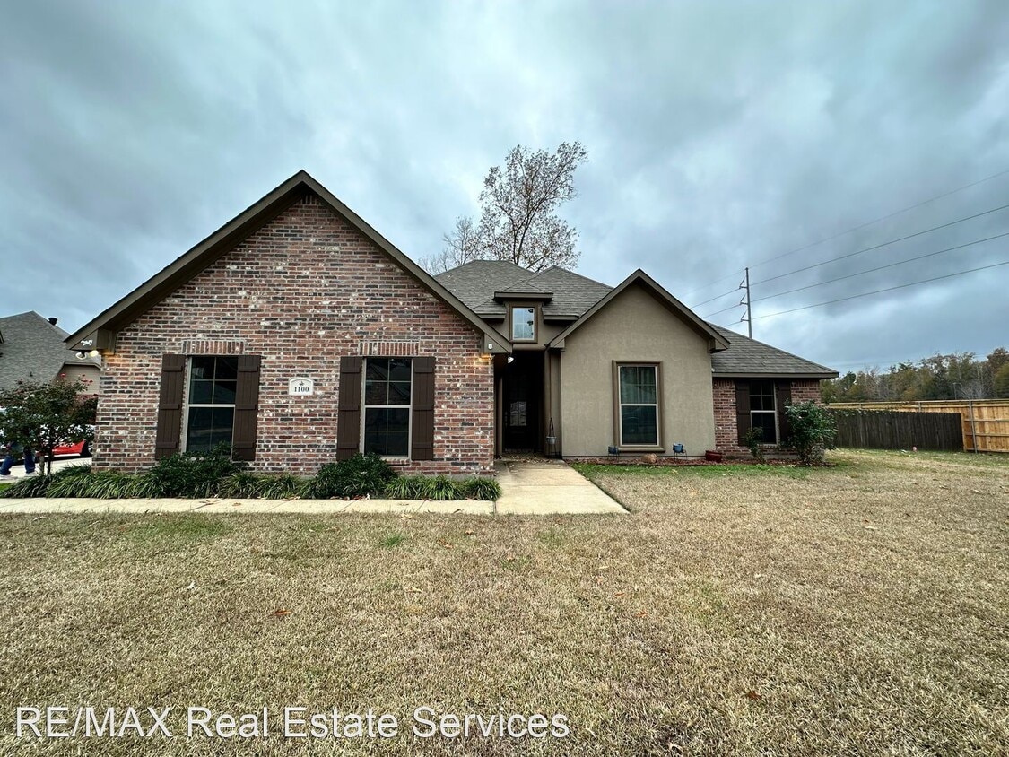 3 br, 2 bath House 1100 Bear Creek House Rental in Haughton, LA