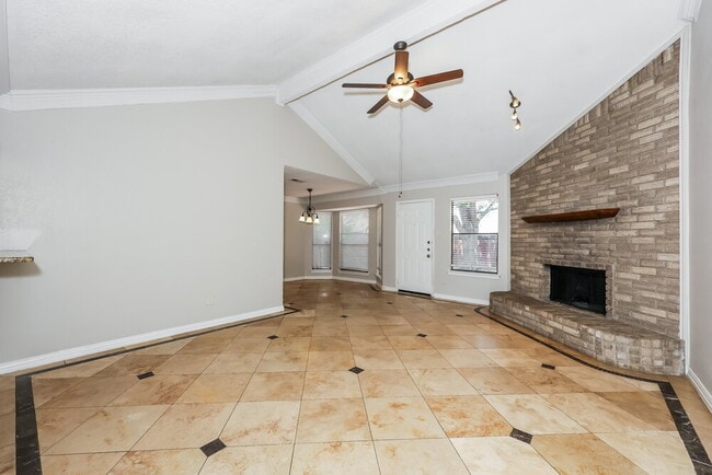 Building Photo - 3400 Meadowmoor St