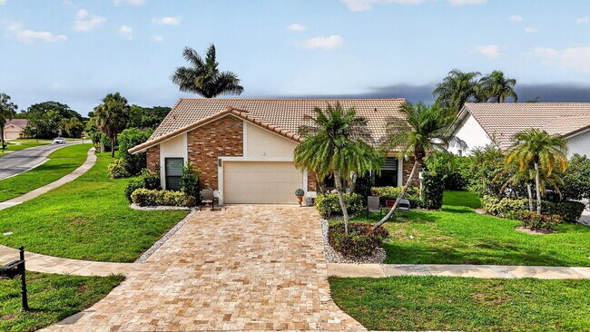 Foto del edificio - 10065 Camelback Ln