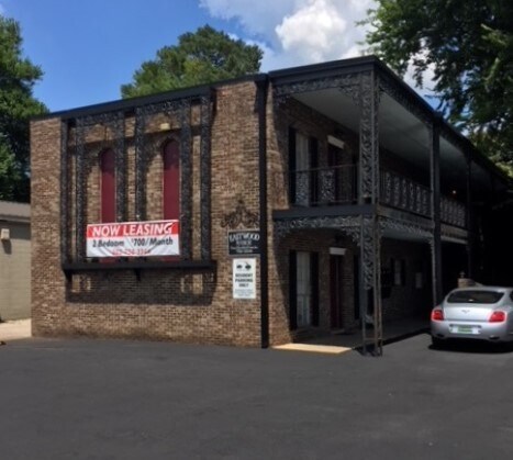 Building Photo - 1717 Hackberry Ln