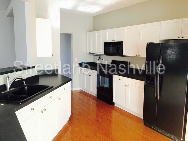 Foto del edificio - 2320 Haskell Dr