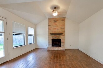 Building Photo - 7804 Chimayo Cove