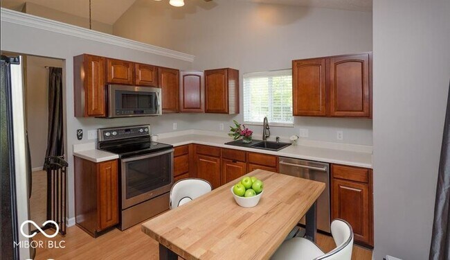 Foto del edificio - 9712 Indigo Ln