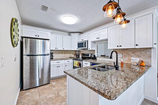 Foto del edificio - 1528 Ocean Dunes Cir