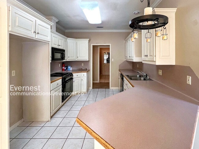 Building Photo - 212 Carnelian Dr