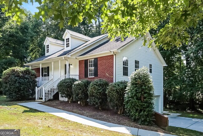 Building Photo - 250 Pebble Creek Dr