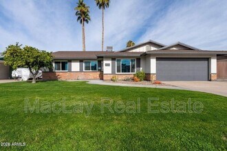 Building Photo - 2430 E Hermosa Dr