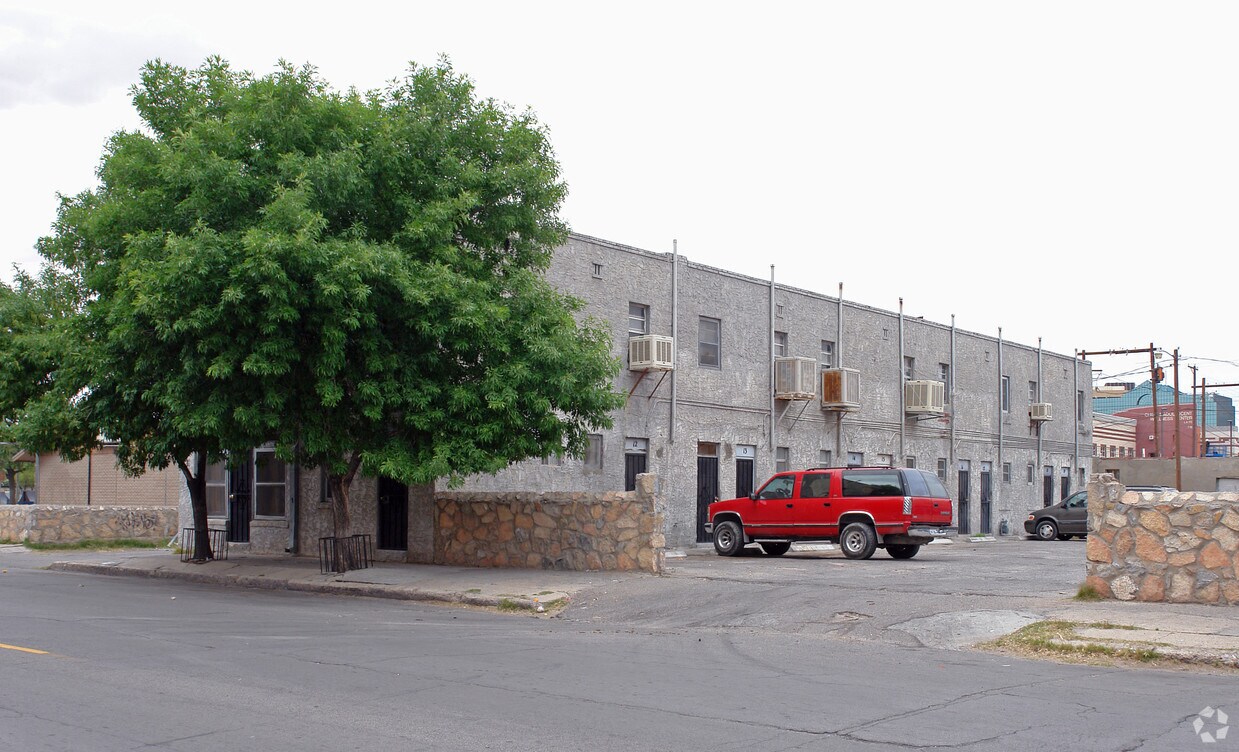 Foto principal - 711 E 7th Ave
