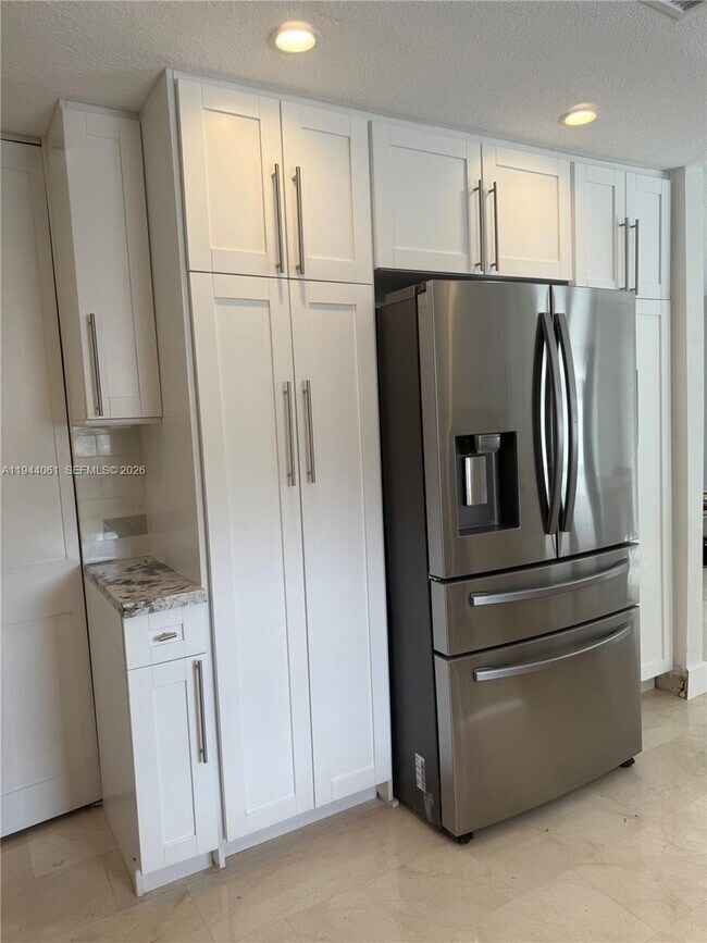 Foto del edificio - 9300 SW 7th Ln