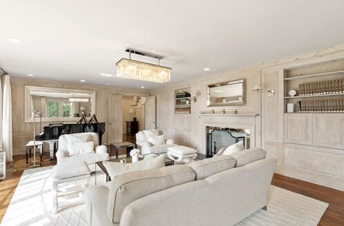 Foto del edificio - 24 Green Hill Rd