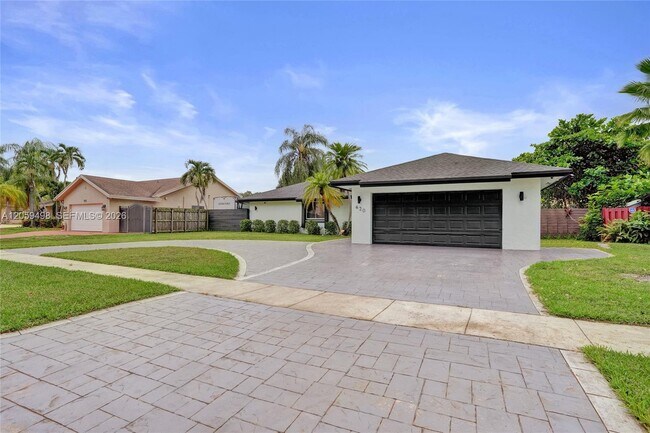 Foto del edificio - 620 SW 100th Ave