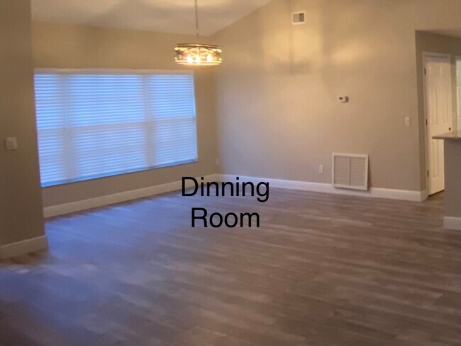 Photo - 321 Misty Meadow Dr House