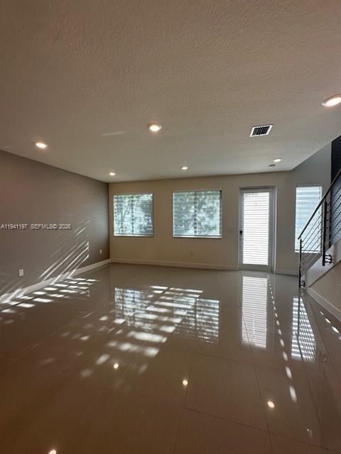 Foto del edificio - 6645 NW 103rd Path