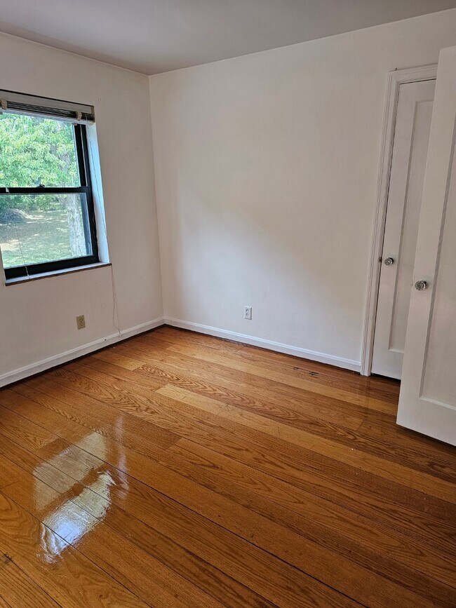 Foto del edificio - 3941 Millsbrae Ave