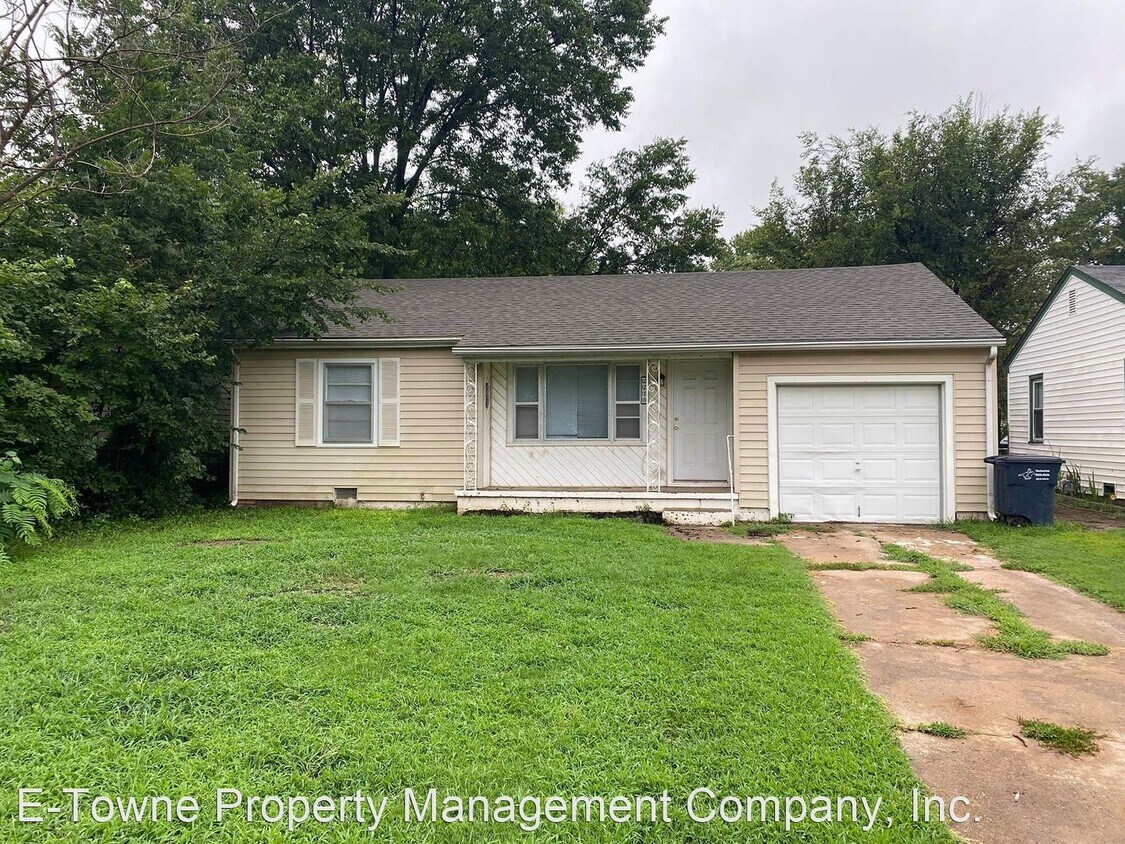 Primary Photo - 2 br, 1 bath House - 2210 N. Independence