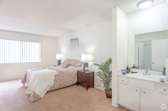 1BR,1BA-Bedroom - The Enclave