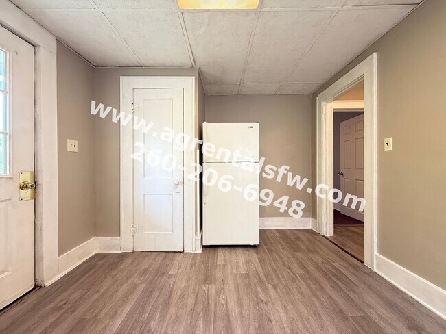 Foto del edificio - 209 S West St
