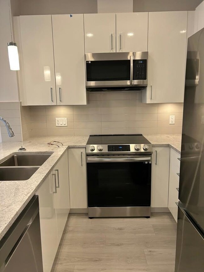 Building Photo - 32691 14TH