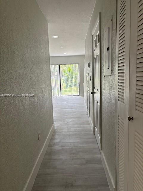 Foto del edificio - 204 Palm Cir E