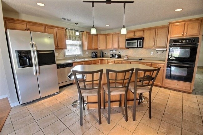Building Photo - 4760 Denali Park Dr
