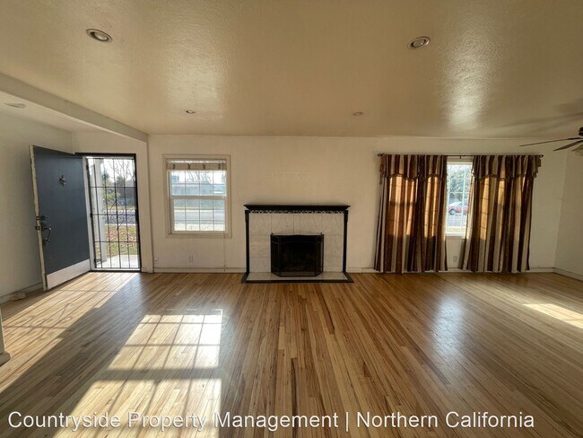 Foto del edificio - 2 br, 1 bath House - 513 Bermuda Way