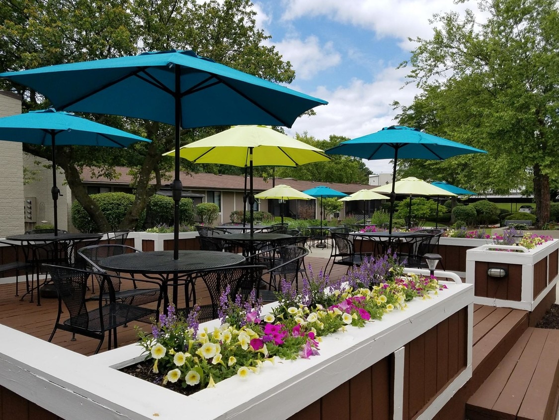 Hampton Woods Apartments in Columbus, OH