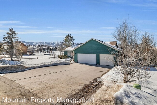 Foto del edificio - 5 br, 3 bath House - 6339 N. Starview Drive
