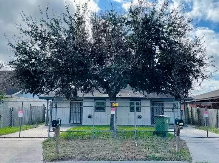 6624 Simon Pl Unit B, Brownsville, TX 78526 Apartments in Brownsville