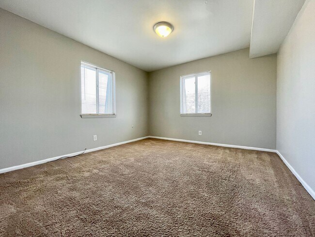Foto del edificio - 4245 Oak Park Dr SE