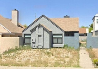 Building Photo - 2130 W Beaubien Dr