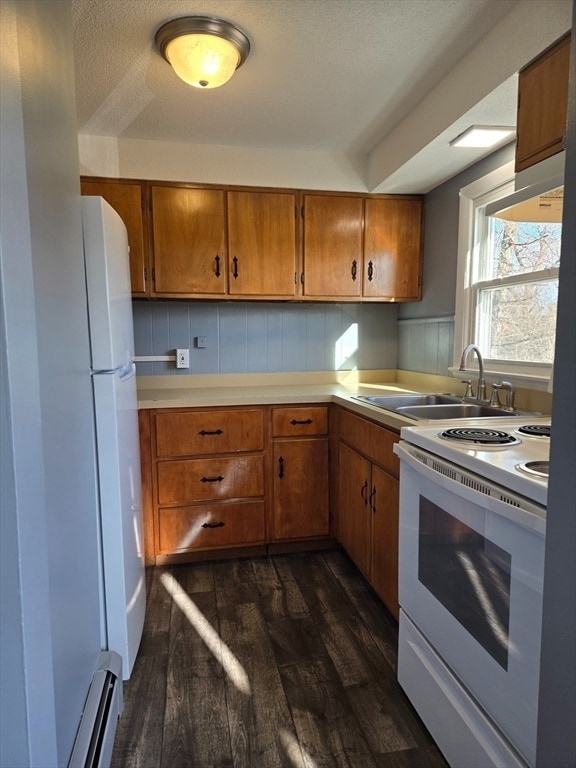 Building Photo - 19 Chapman Ave