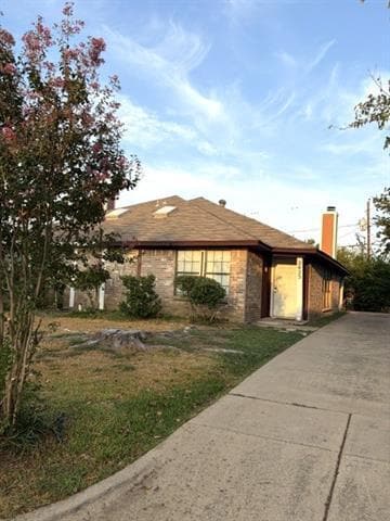 Building Photo - 2425 Summer Pl Dr