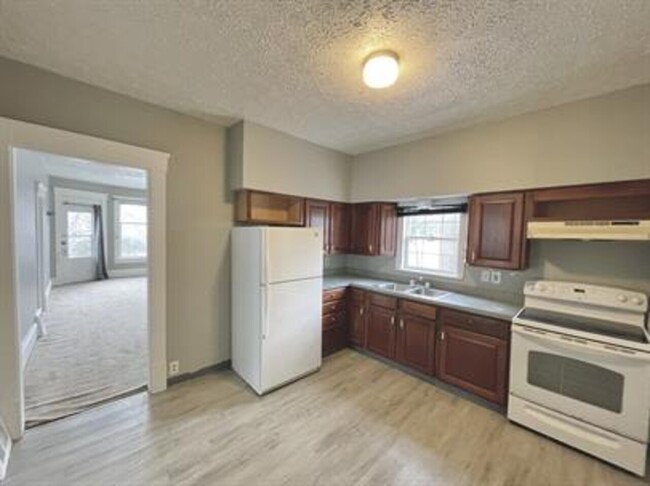 Building Photo - 80 Byers