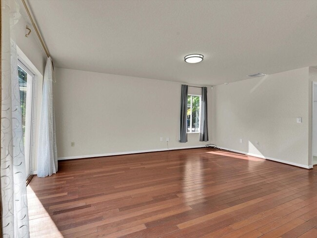 Foto del edificio - 308 NW 17th Terrace