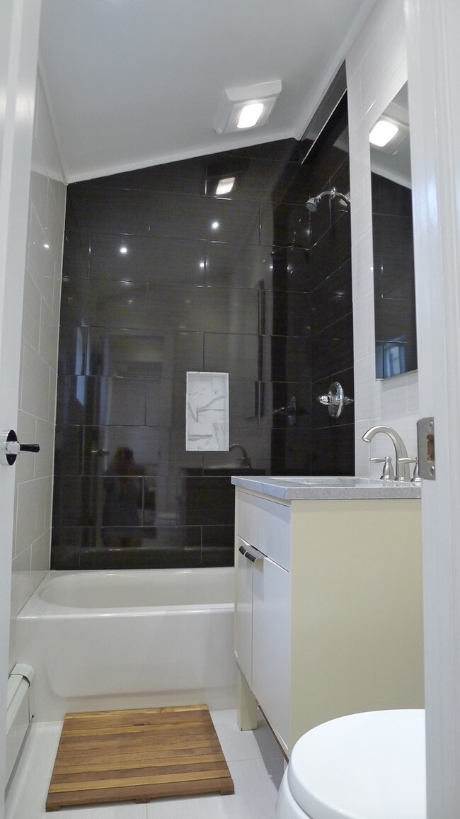 Interior Photo - 167 Beach 90th St
