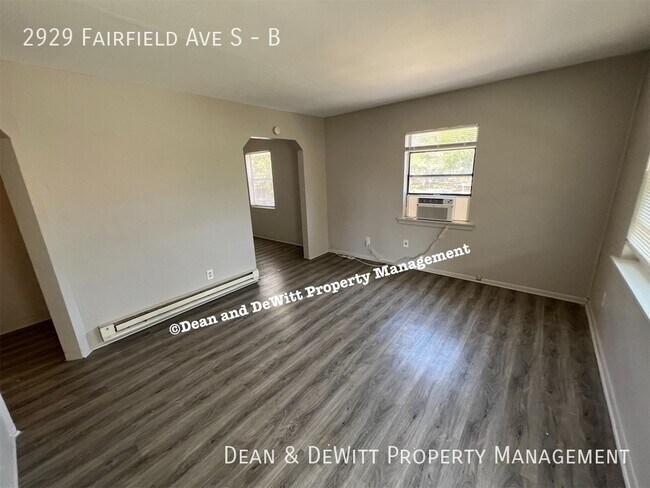 Building Photo - 2/1 Duplex - For Rent