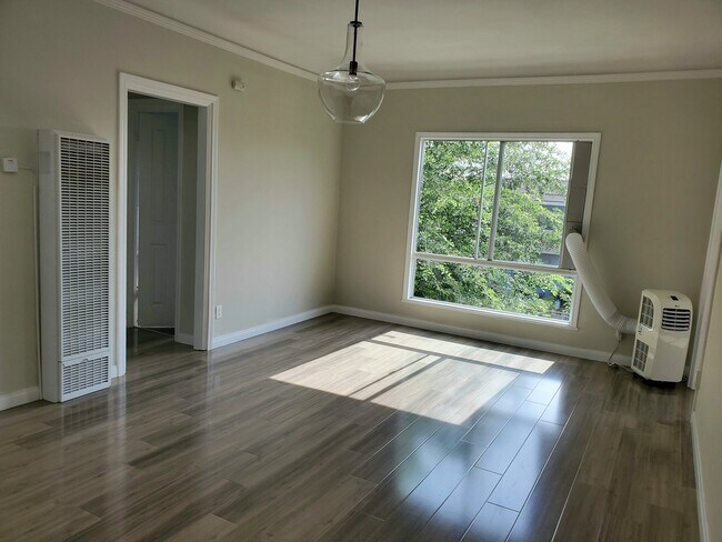 Foto del edificio - 844 N Hoover St