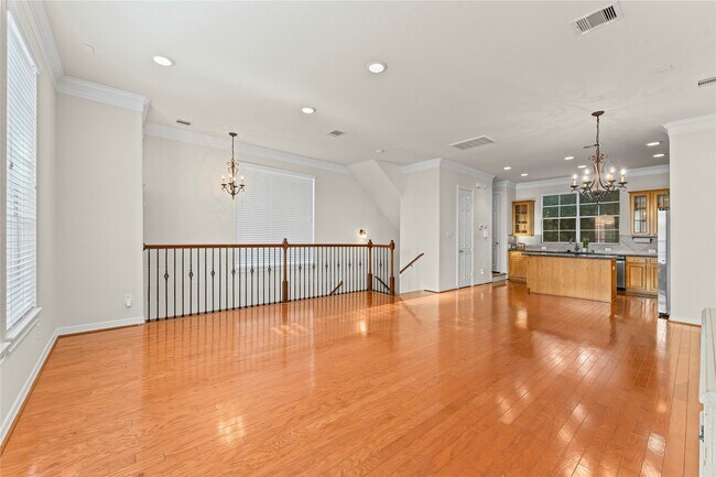 Foto del edificio - 3202 Clearview Cir