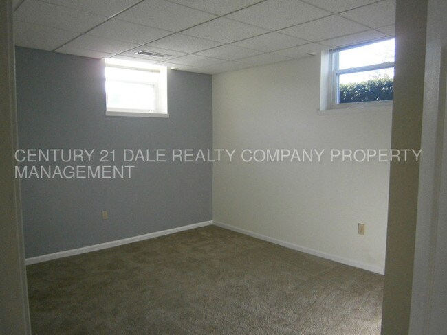 Building Photo - 2 BR, 1 Bath Apartment in West York