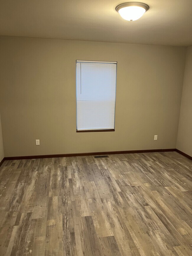 Foto del edificio - 422 Green Bay St