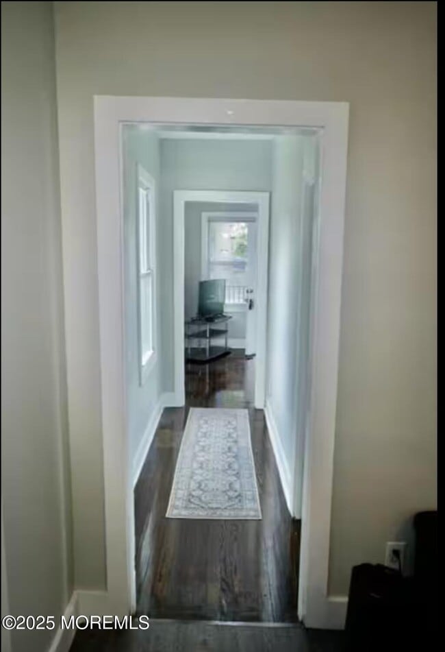 Foto del edificio - 1608 Summerfield Ave