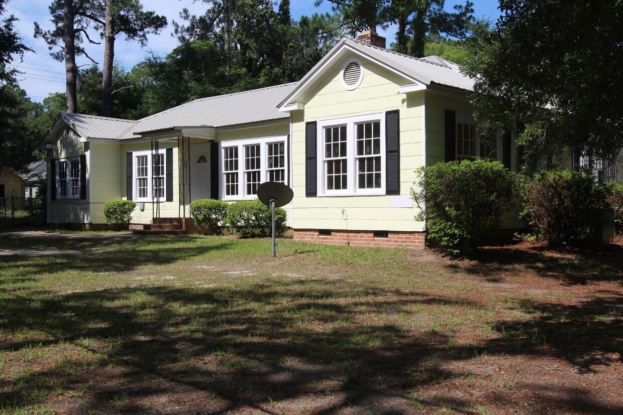 Primary Photo - 709 N Harding St