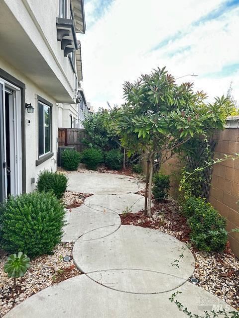 Foto principal - 2056 Parsons Dr