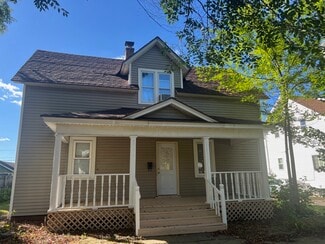 Building Photo - 2402 Gowen St