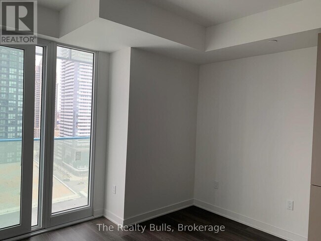 Building Photo - 1610 - 3900 CONFERDERATION PARKWAY