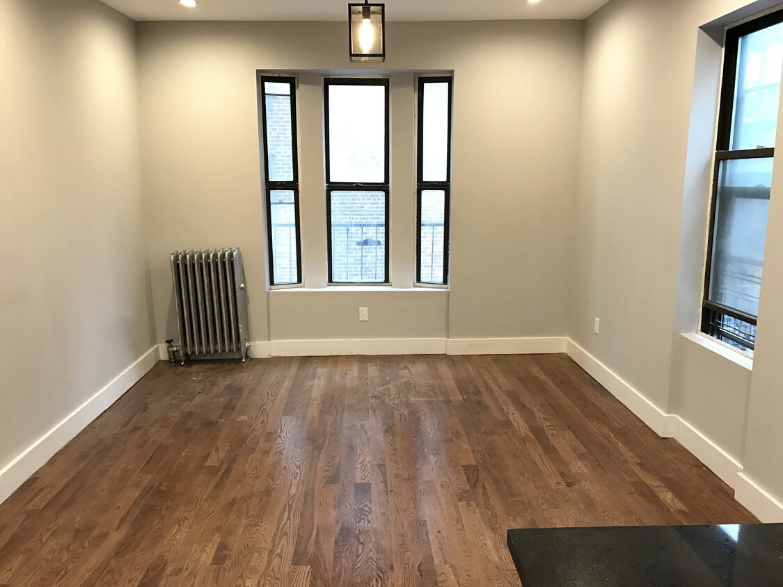 Foto principal - 155 Woodruff Ave