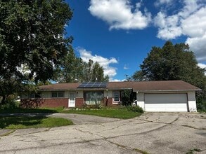 Building Photo - 4201 Ann Arbor-Saline Rd