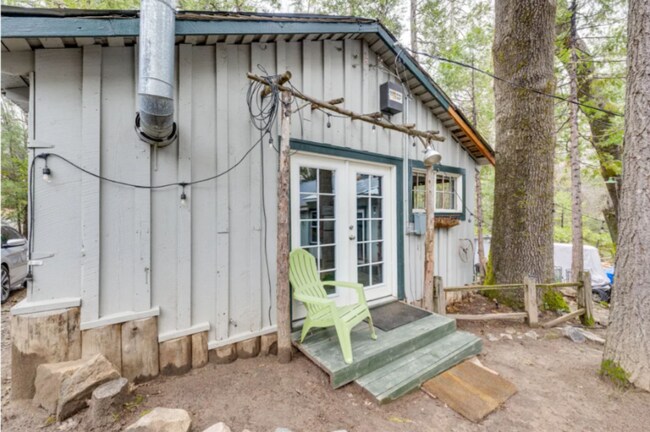 Building Photo - 54710 Crane Valley Ct