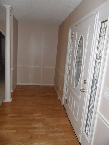 Building Photo - 750 Torrey Pines Dr