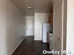 Foto del edificio - 100 Division Ave